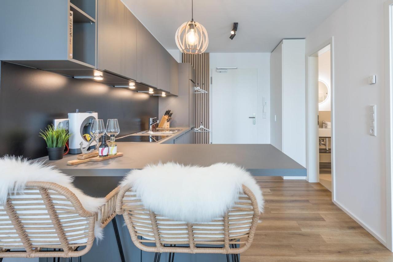 Apartment N14 Direkt Am Nordseedeich Mit Blick Auf Den See Nordstrand Esterno foto